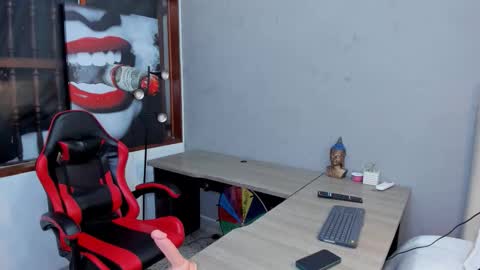 Stephane Rouss online show from September 23, 2025, 10:02 pm