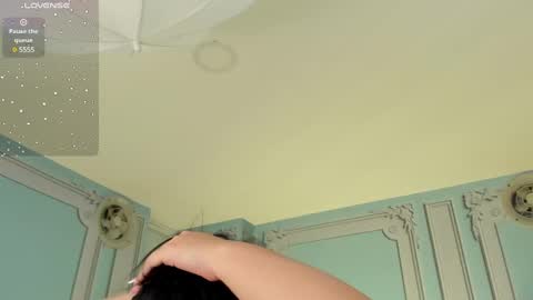 Snapshot of stephania_diamond chatting on January 25, 2025, 9:57 pm         online show from January 25, 2025, 9:57 pm