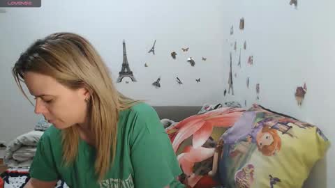 Stephanie   online show from February 13, 2026, 11:06 am