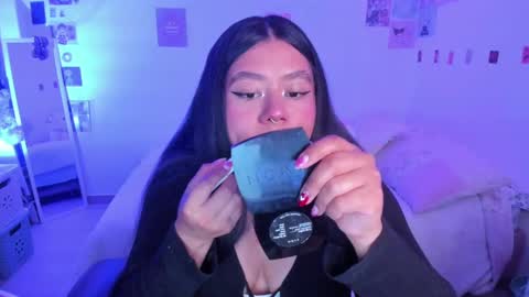 Stephanie  online show from January 18, 2025, 2:47 am