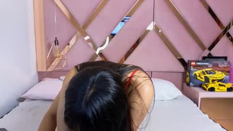stephany_grand online show from October 27, 2025, 6:01 pm