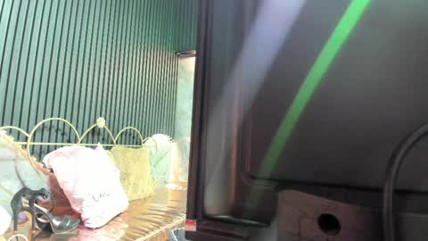 stephany_rodriguez_ online show from January 7, 2026, 1:13 pm