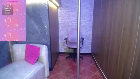 stephany_rodriguez_ online show from February 27, 2026, 11:43 am