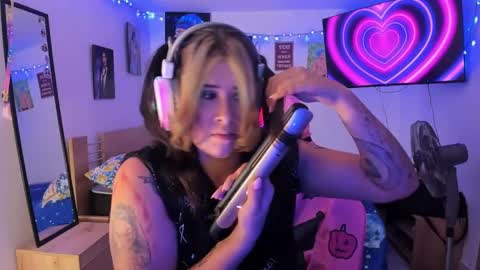 Snapshot of stephany_uwu chatting on January 10, 2025, 1:21 am Stephany independient model online show from January 10, 2025, 1:21 am