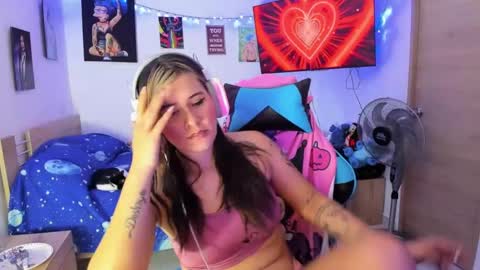 Snapshot of stephany_uwu chatting on January 15, 2025, 5:08 am Stephany independient model online show from January 15, 2025, 5:08 am