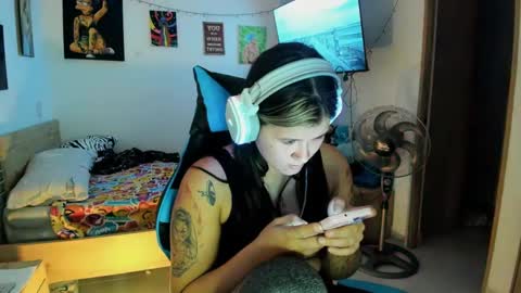 Snapshot of stephany_uwu chatting on January 24, 2025, 12:52 am Stephany independient model online show from January 24, 2025, 12:52 am