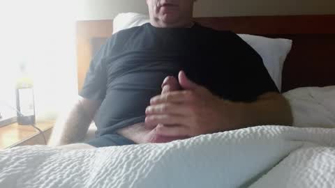 Snapshot of steve093066 chatting on July 7, 2026, 11:31 pm Steve online show from July 7, 2026, 11:31 pm