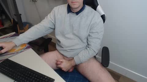 steve_oo8 online show from March 6, 2025, 9:42 pm