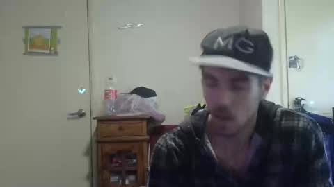 Snapshot of steveaussie chatting on February 5, 2025, 2:29 am Australian420 online show from February 5, 2025, 2:29 am