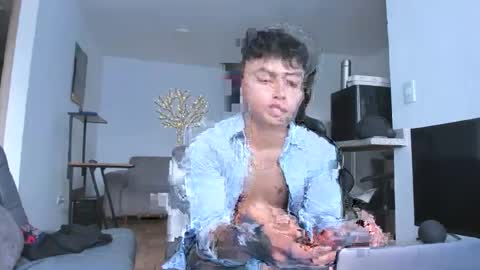 Esteban online show from September 16, 2025, 8:54 pm