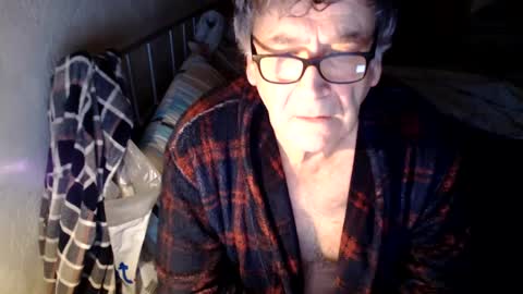 slave for computer control online show from February 17, 2025, 5:36 am