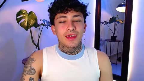 Snapshot of stevennavarro chatting on March 24, 2026, 10:48 pm Daniel Steven Navarro online show from March 24, 2026, 10:48 pm
