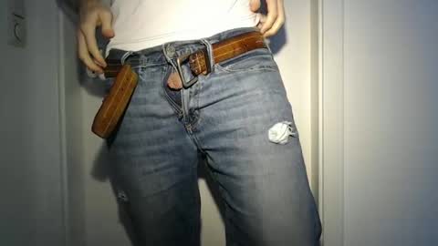 Snapshot of steveo_85 chatting on February 9, 2025, 1:46 pm white beef online show from February 9, 2025, 1:46 pm