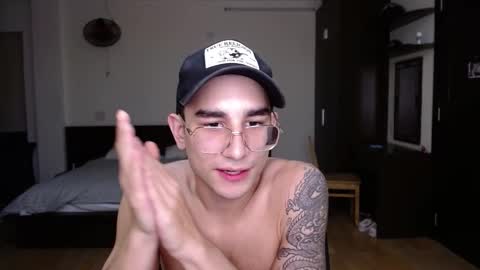 Snapshot of steveoceanbeanhuge chatting on February 27, 2025, 5:36 pm Alex   online show from February 27, 2025, 5:36 pm
