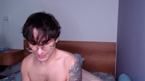 Snapshot of steveoceanbeanhuge chatting on February 2, 2026, 5:06 am Alex online show from February 2, 2026, 5:06 am