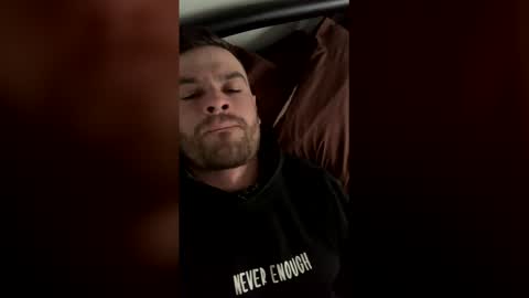 steveross33 online show from March 18, 2026, 9:40 pm