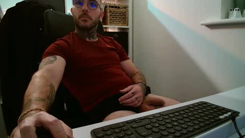Snapshot of stevie_rae chatting on October 27, 2025, 9:30 pm stevie_rae online show from October 27, 2025, 9:30 pm