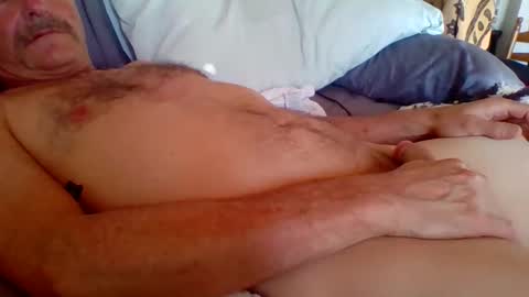 steviehard7 online show from September 24, 2025, 11:52 pm