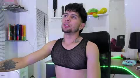 Snapshot of sthefanno chatting on May 23, 2026, 6:45 pm Manuel online show from May 23, 2026, 6:45 pm