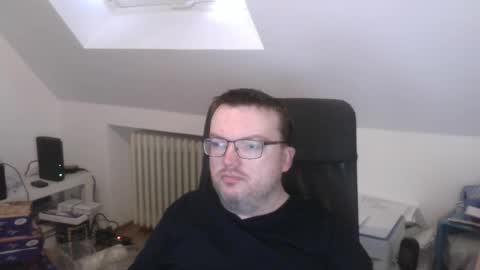 Oliver online show from April 3, 2026, 5:38 am