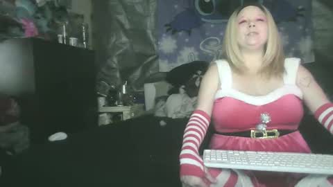 Tasha and Drew online show from December 18, 2025, 7:58 am