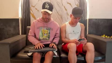 friends online show from March 20, 2026, 5:34 am