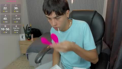 Stiwen online show from June 3, 2026, 2:08 pm