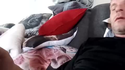 stjoni100 online show from April 19, 2026, 4:39 pm