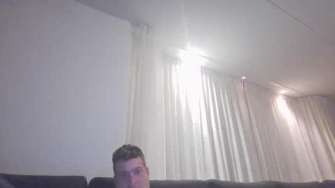 Snapshot of stoeprand92 chatting on May 28, 2026, 12:52 am stoeprand92 online show from May 28, 2026, 12:52 am