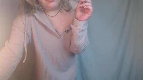 stonenipple online show from April 19, 2026, 4:23 am