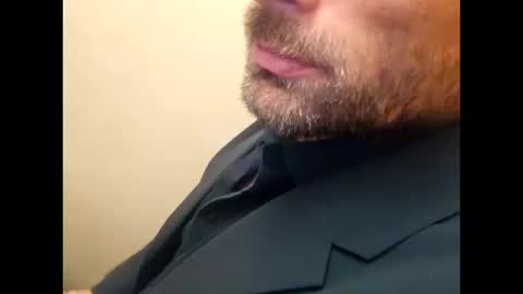 stopshottttt online show from October 20, 2025, 1:55 pm