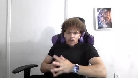 Snapshot of str8dj chatting on September 29, 2025, 5:12 am Dj online show from September 29, 2025, 5:12 am