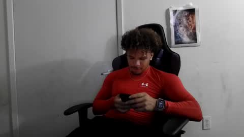 Snapshot of str8dj chatting on October 29, 2025, 4:15 am Dj online show from October 29, 2025, 4:15 am