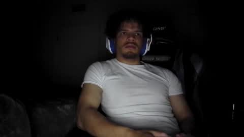 Snapshot of str8dj chatting on March 4, 2026, 5:24 am Dj online show from March 4, 2026, 5:24 am