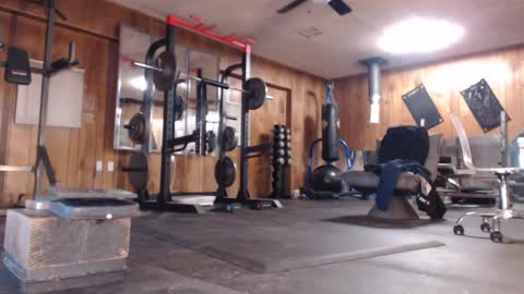 n8vpumpnhump online show from January 10, 2025, 2:25 am