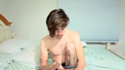 str8whiteboy21 online show from November 16, 2025, 8:20 am