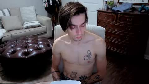 Snapshot of str8whiteboy21 chatting on June 13, 2026, 5:38 am str8whiteboy21 online show from June 13, 2026, 5:38 am