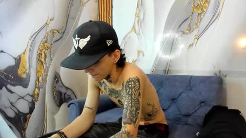 Snapshot of straightboy_nick chatting on October 17, 2025, 1:09 am NICK online show from October 17, 2025, 1:09 am