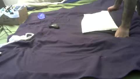 straightboytoy713851 online show from April 21, 2026, 10:43 am