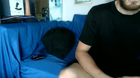 straitpipermann22 online show from November 23, 2025, 8:41 pm