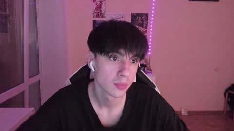 Ray online show from December 4, 2024, 1:47 am