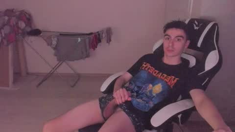 Ray online show from October 15, 2025, 4:40 pm