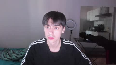 Ray online show from April 12, 2026, 4:17 am