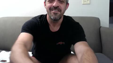 strangeratnight87 online show from April 27, 2026, 5:16 am