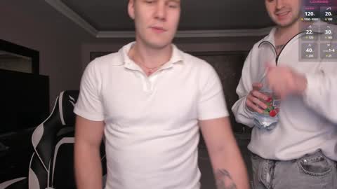 Snapshot of stranggee chatting on December 20, 2024, 6:56 pm Artem online show from December 20, 2024, 6:56 pm
