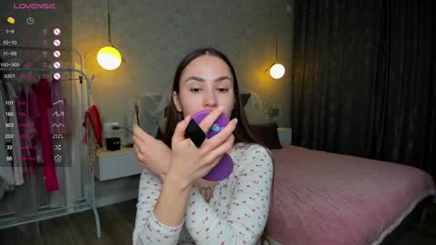 Laura online show from February 16, 2026, 1:35 am