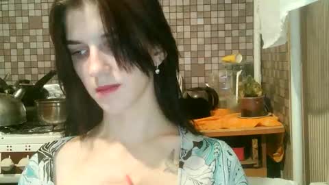 Strawberry Storm online show from November 1, 2025, 10:12 pm