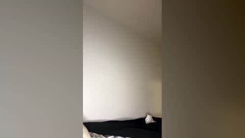 Snapshot of stripperofficial chatting on March 3, 2026, 1:01 am stripperofficial online show from March 3, 2026, 1:01 am