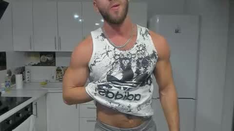 Strong Arni online show from February 9, 2025, 4:50 pm