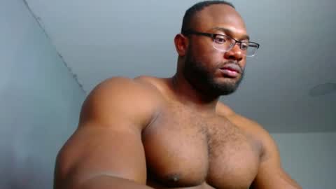 strong_george1 online show from December 4, 2024, 3:26 am